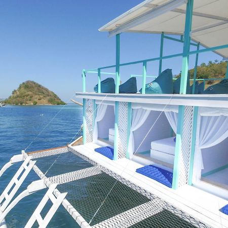 Le Pirate Boatel - Floating Hotel Labuan Bajo Dış mekan fotoğraf